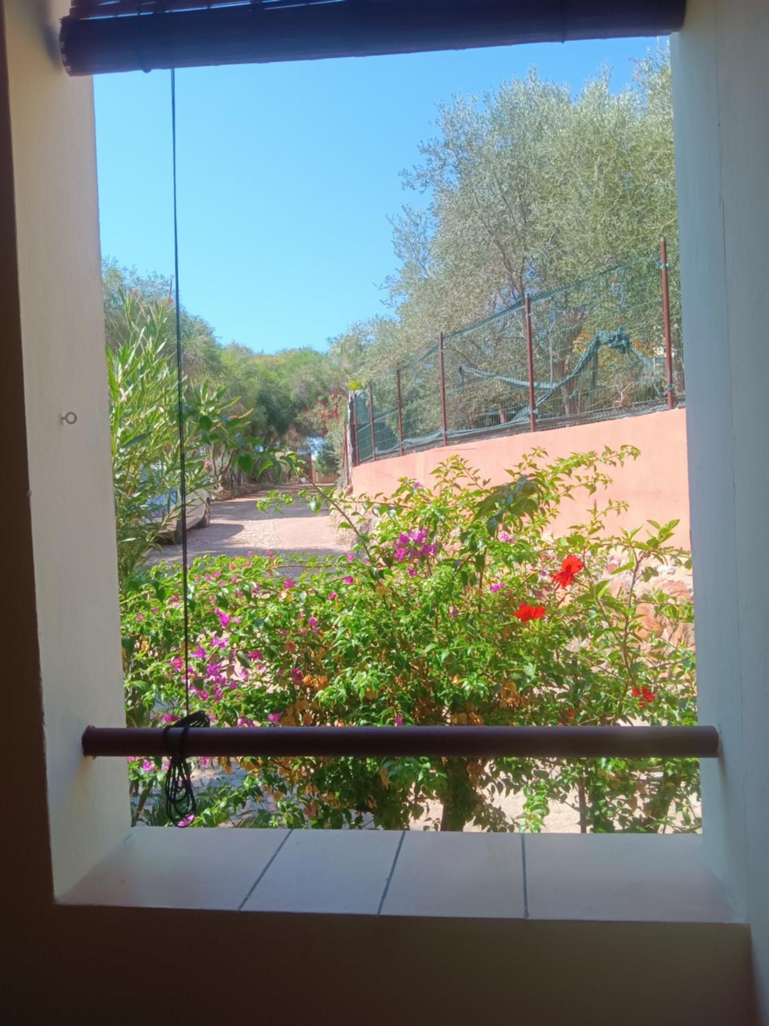 Vacanze A Solanas Con Clima Cup1863 Exteriör bild